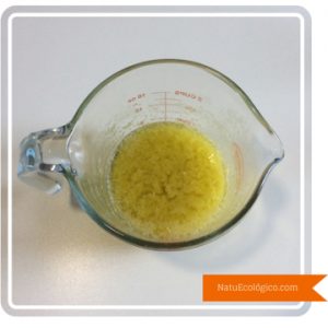 Jabón con apariencia de cortado